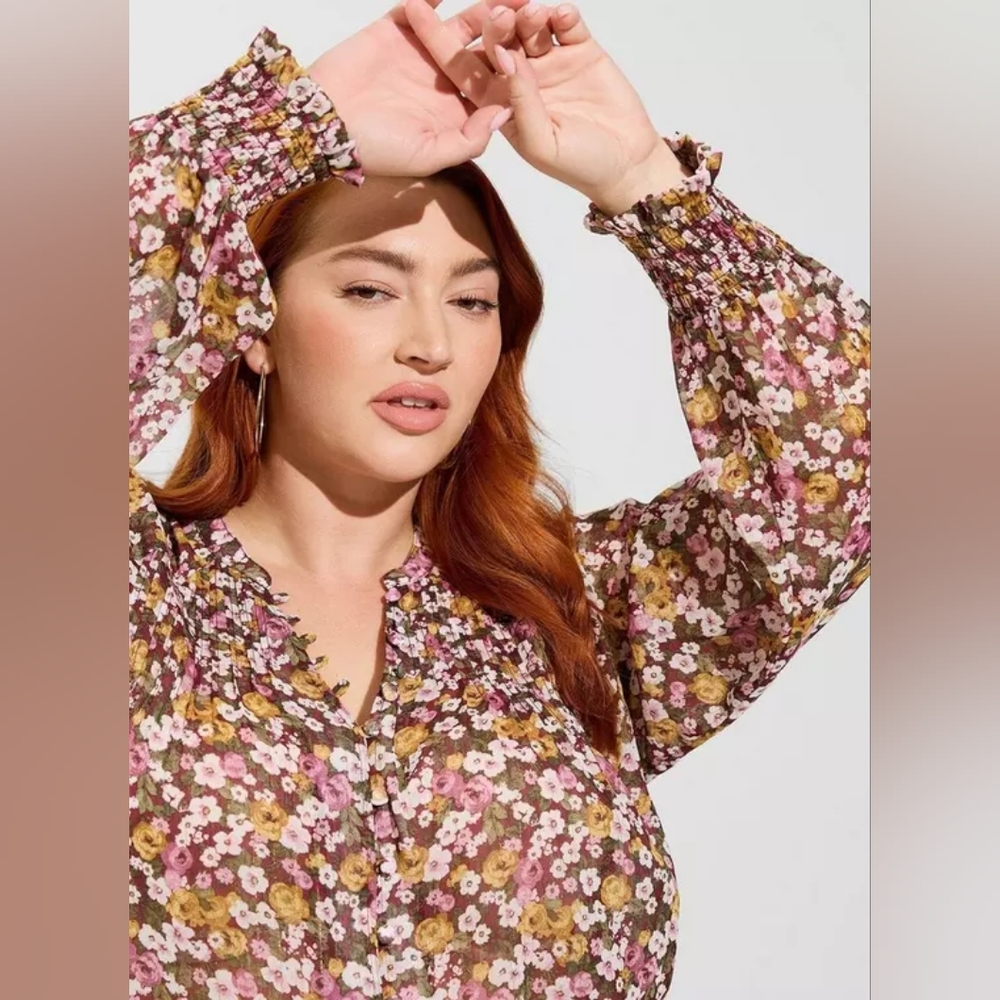 {Torrid} Crinkle Chiffon Smocked Blouson Sleeve Blouse - Picture 4 of 12